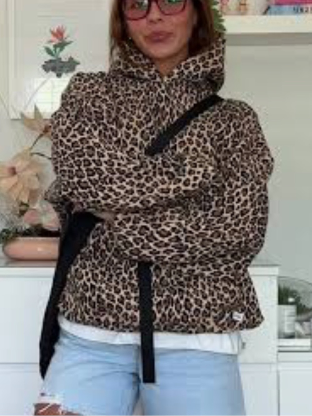 Akimbo club cheetah print hoodie - Picture 2 of 4